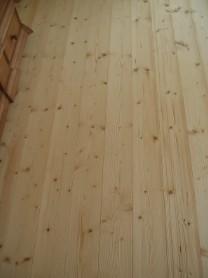 Fichteriemen geb�rstet